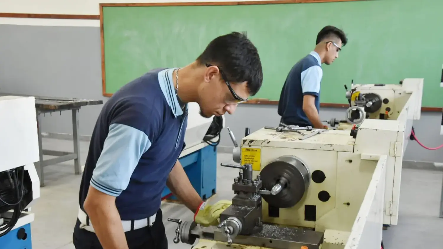 Escuelas, organizaciones y sectores productivos se encuentran para abrir nuevas oportunidades