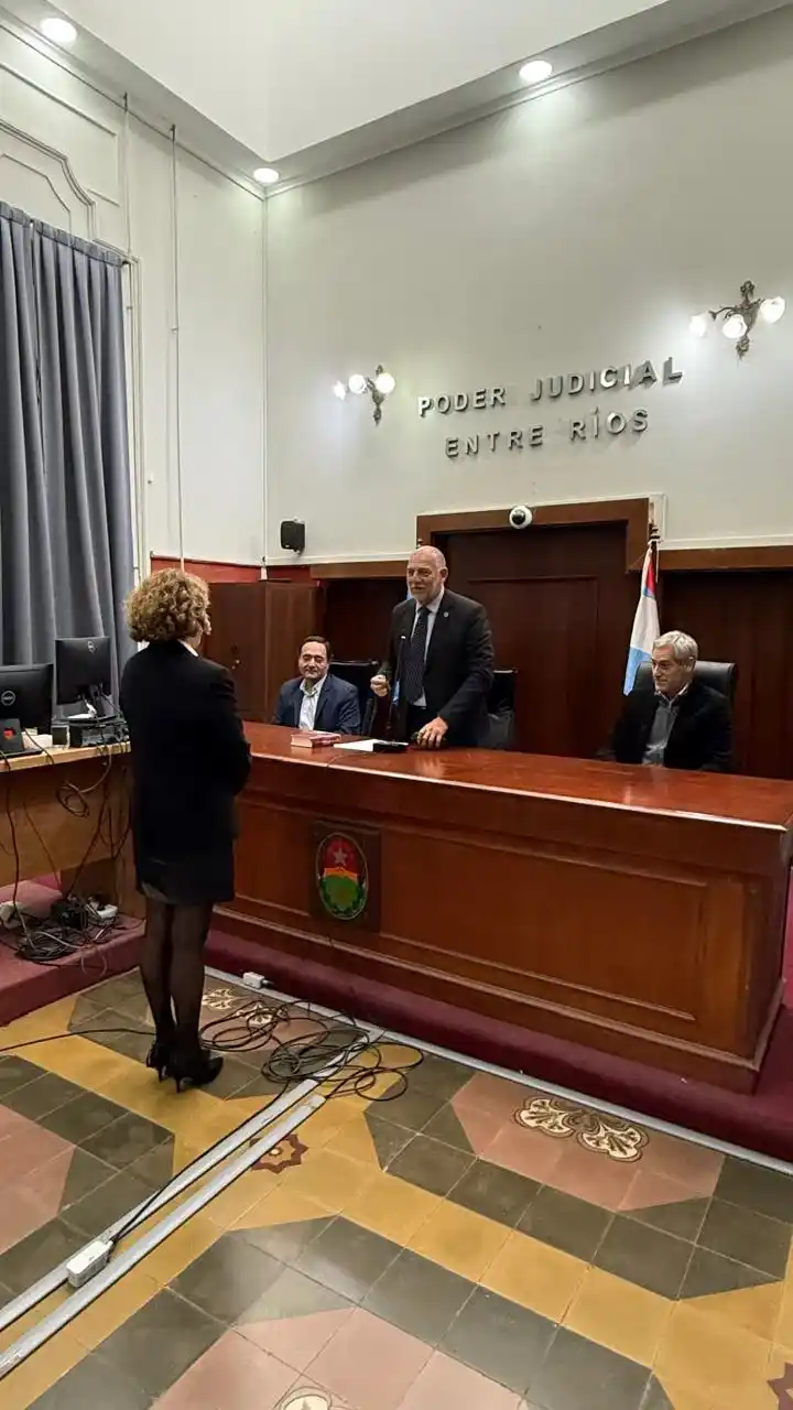 Asunción de la Dra. Florencia Bascoy