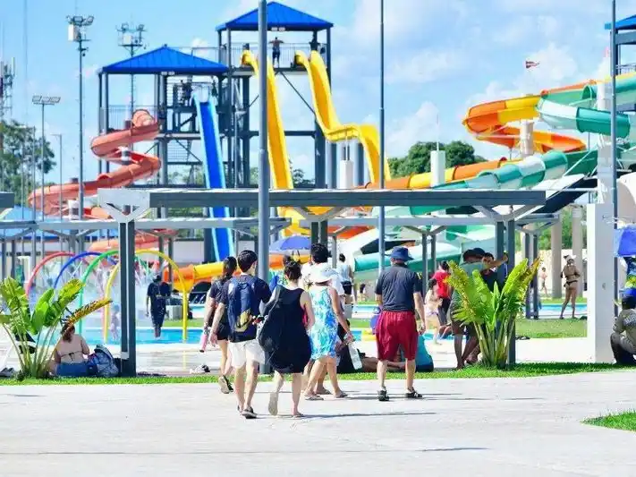 El Ministerio de Turismo promociona la 
agenda de actividades en la provincia