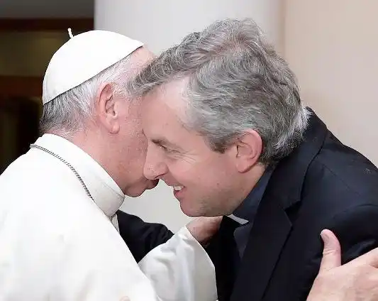 El Papa Francisco recibió al sacerdote Pedro Brassesco