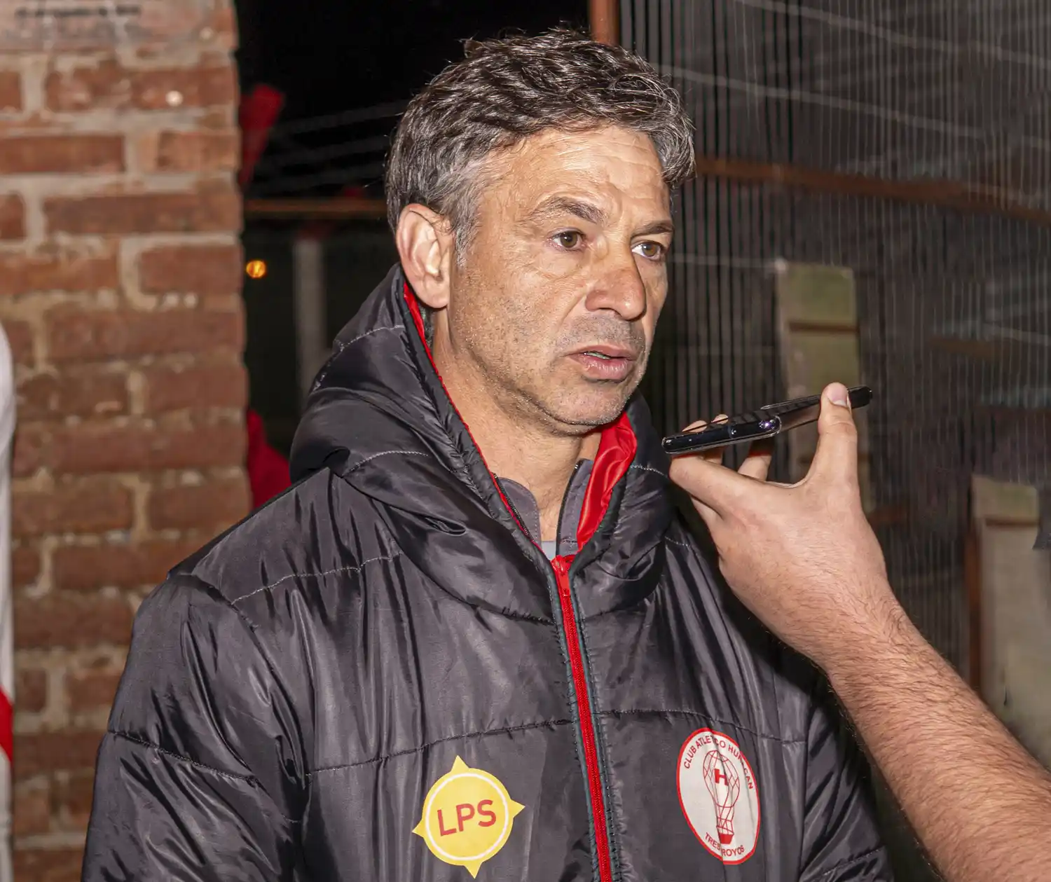 La emoción de Leonardo Gómez