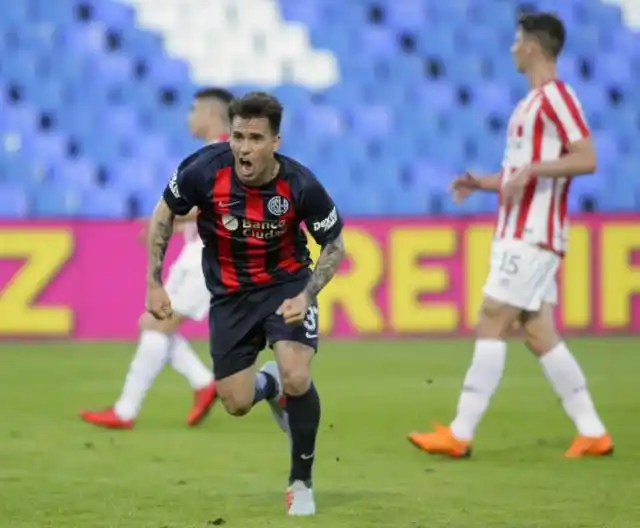 San Lorenzo derrotó a Estudiantes y sigue firme en la Copa Argentina

