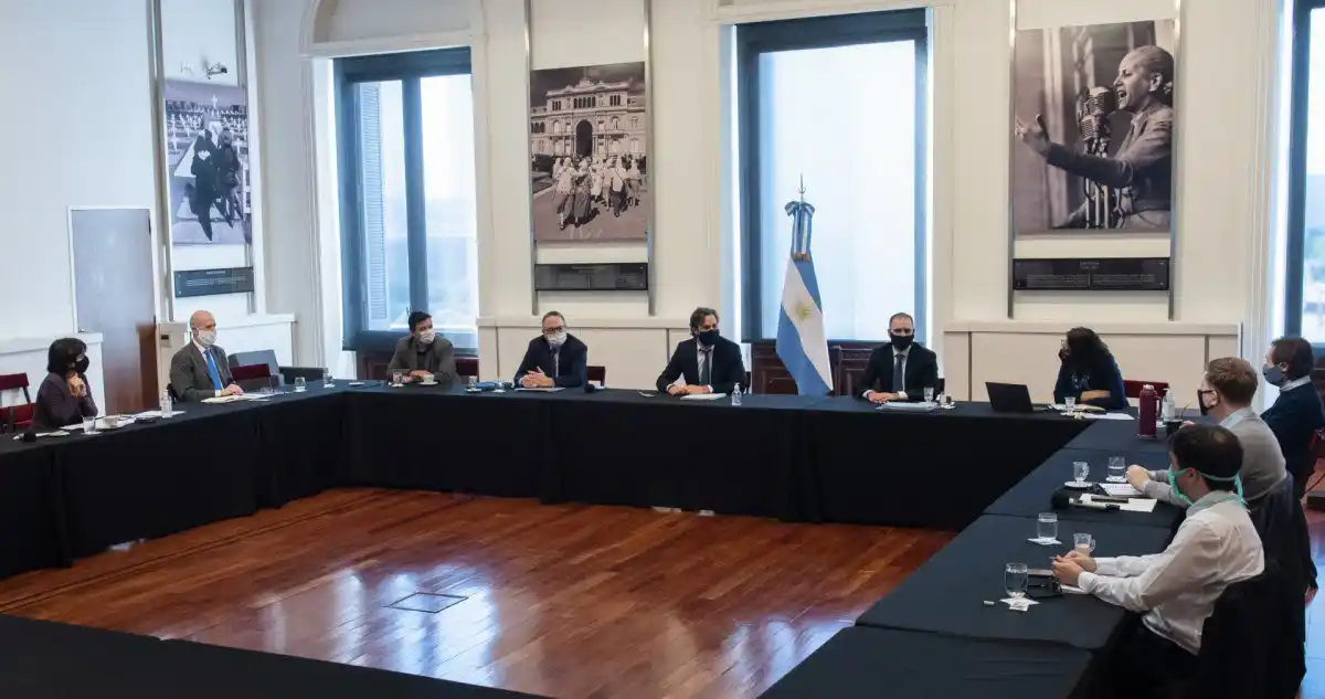 Las empresas que compraron dólares y recibieron el ATP tendrán que devolver el beneficio