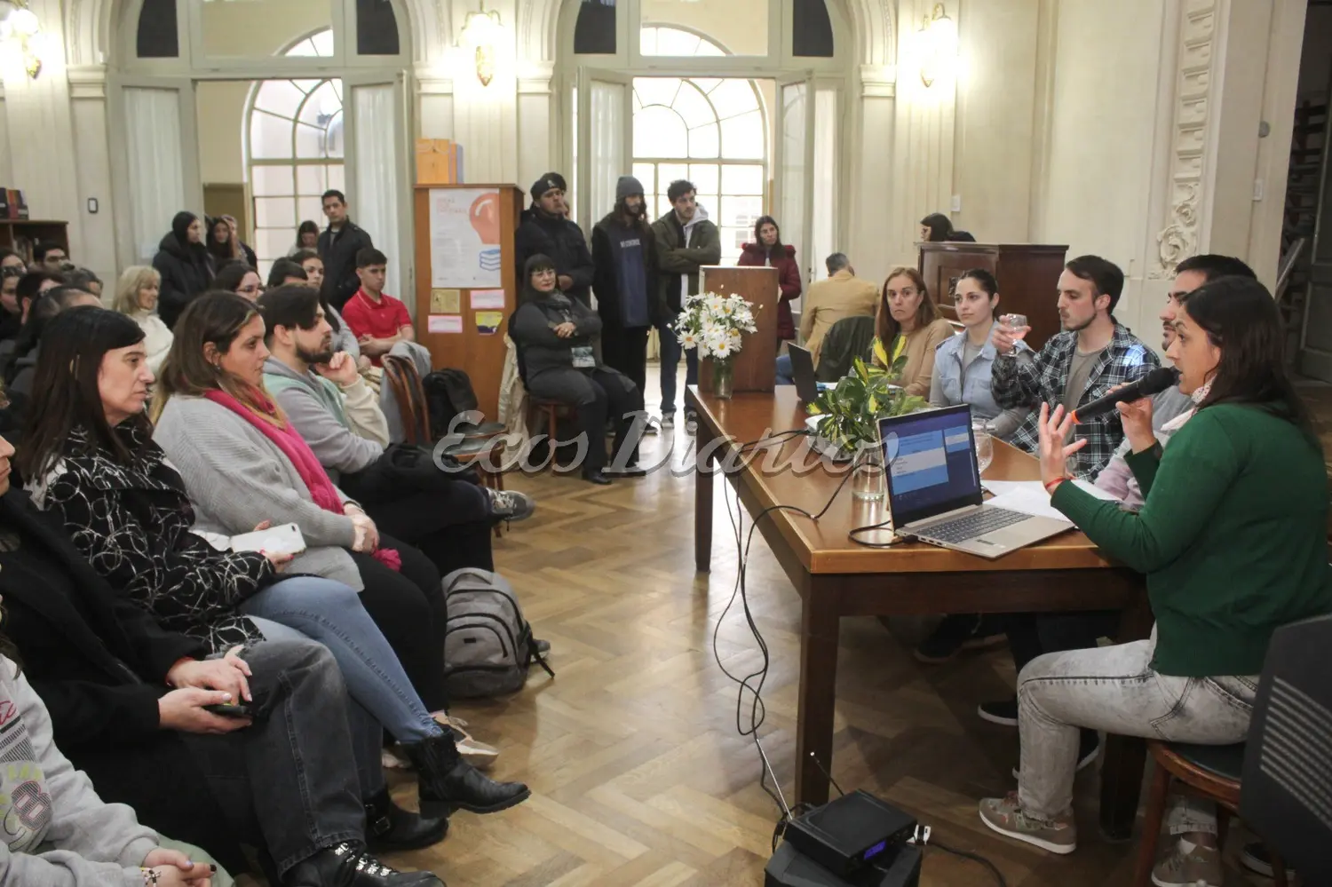 Instituto Nº 163: se inauguraron las Jornadas de investigación