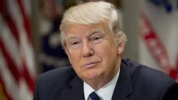 Trump aumentará el presupuesto para los militares e insistirá en decretos antiinmigrantes