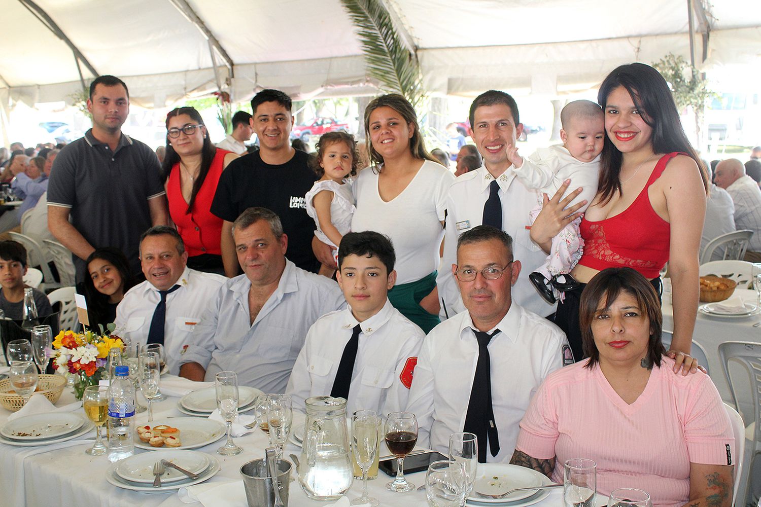 Gran almuerzo de Bomberos en imágenes