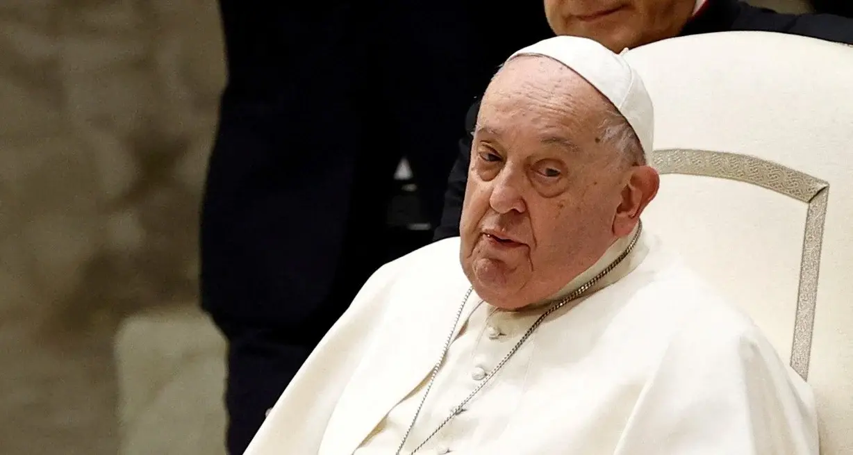 Internaron al papa Francisco este viernes por un cuadro de bronquitis