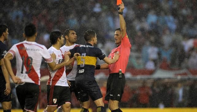 #MiViglianoFavorito: El árbitro platense en el centro de la polémica tras el Superclásico