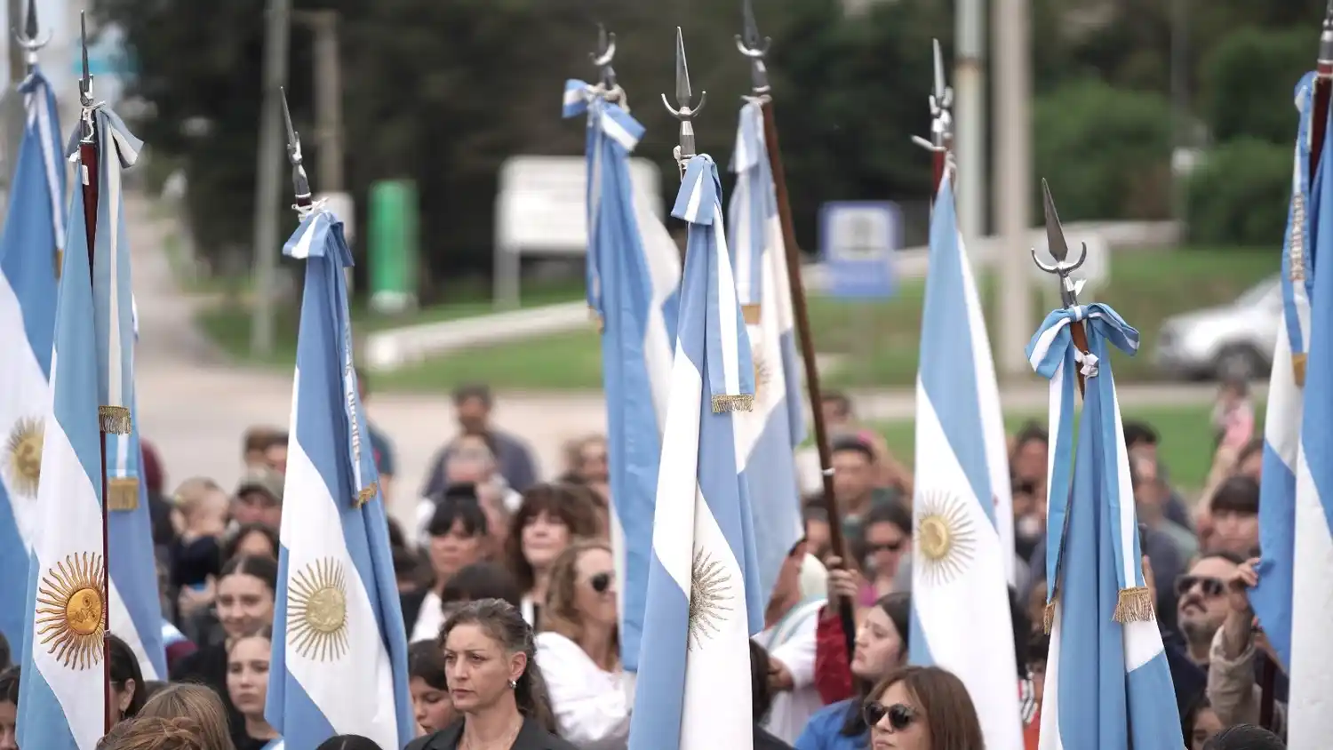 banderas de ceremonia acto Malvinas 2026