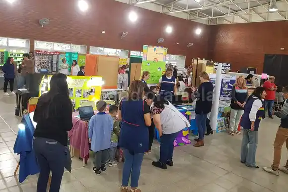 Gran inauguración: "Es un día maravilloso, estamos asistiendo a una Feria de Ciencias"