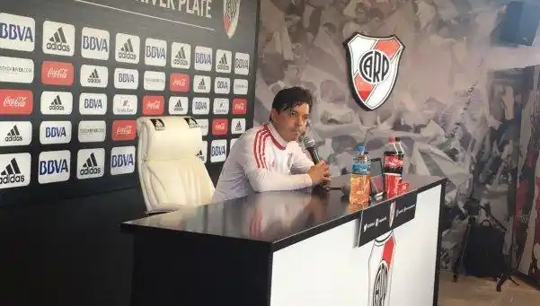 Gallardo repite por cuarta vez, pero no habla de "equipo definitivo"