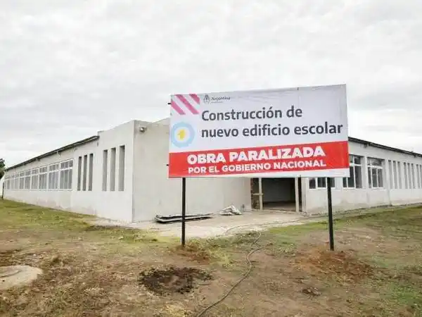 Durante el 2024 Nación paralizó la obra 
pública, rutas y de interconexión eléctrica