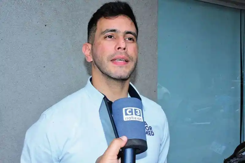 LAFORMED prepara tercera entrega de comprimidos 
de paracetamol e ibuprofeno para el sistema de salud