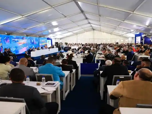 Destinan 53% de la recaudación del IVA a proyectos de las consultas populares