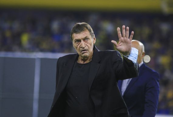 Falcioni ya no es técnico de Colón