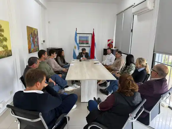 Villaguay fortalece su perfil educativo y productivo con el respaldo del sector privado a la carrera de Mecatrónica