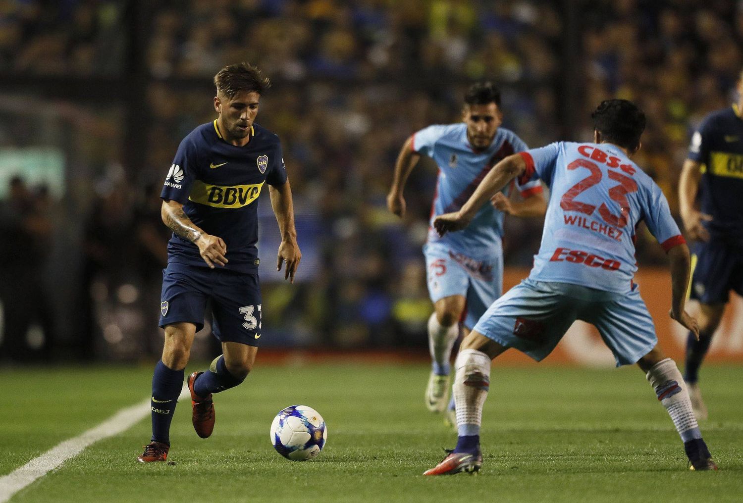 Alvarado también sumó a Gonzalo Lamardo