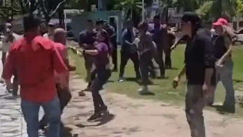 Desorden en plaza San Martín terminó con un herido y denuncia de robo