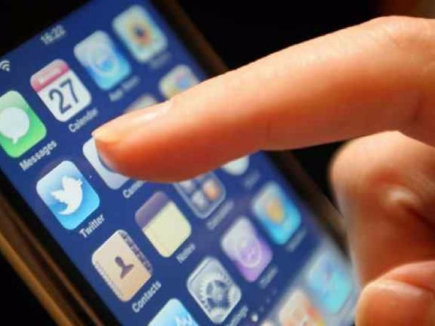 Internet: el 80% se conecta a la red desde un teléfono celular 
