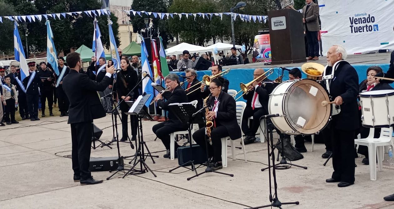Acto 25 7