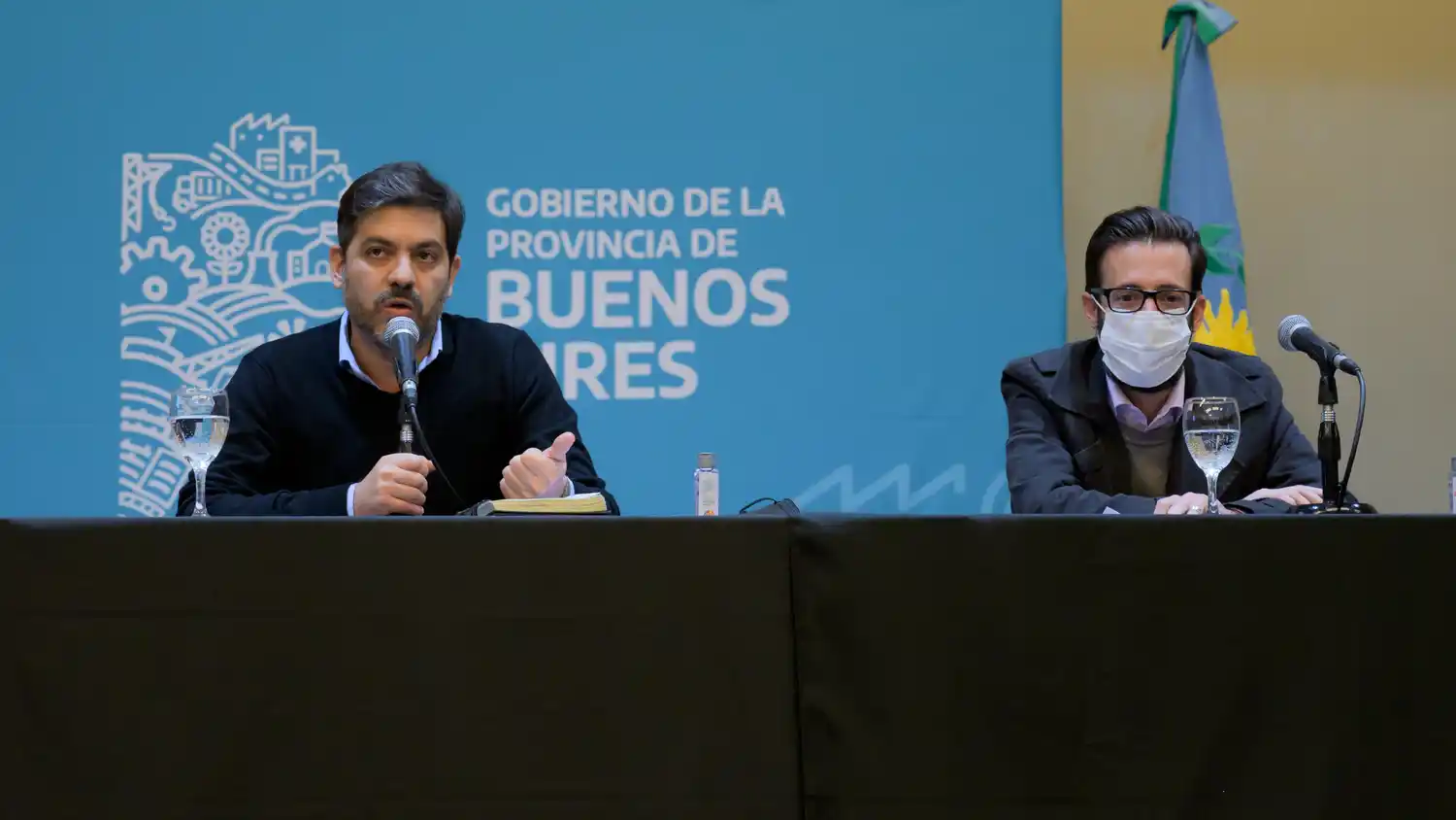 Bianco y Simone firmaron contratos para obras de vialidad en la provincia