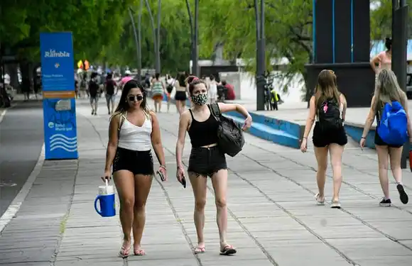 Coronavirus en Rosario: «Tenemos chances de llegar a fin de año con 20 o 30 casos por día»