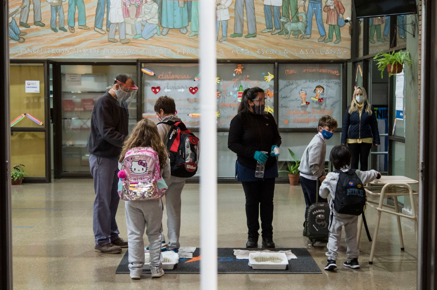 Más de 3 millones de alumnos regresaron a las clases presenciales en el AMBA