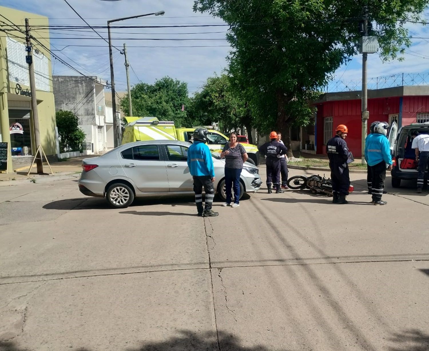 La joven sufrió principalmente el golpe en una de sus piernas.