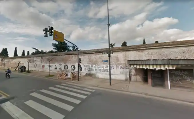 "Pagá las cuentas": mató a tiros a una pareja frente al cementerio de Chacarita