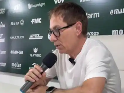 Holan tras la victoria ante Sarmiento: “Esta campaña es de todos, de un club que trabaja y es serio”