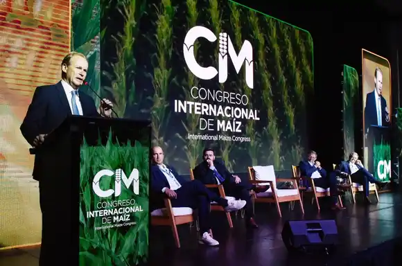 Bordet se pronunció por un gobierno de unión nacional que permita superar los problemas estructurales del país