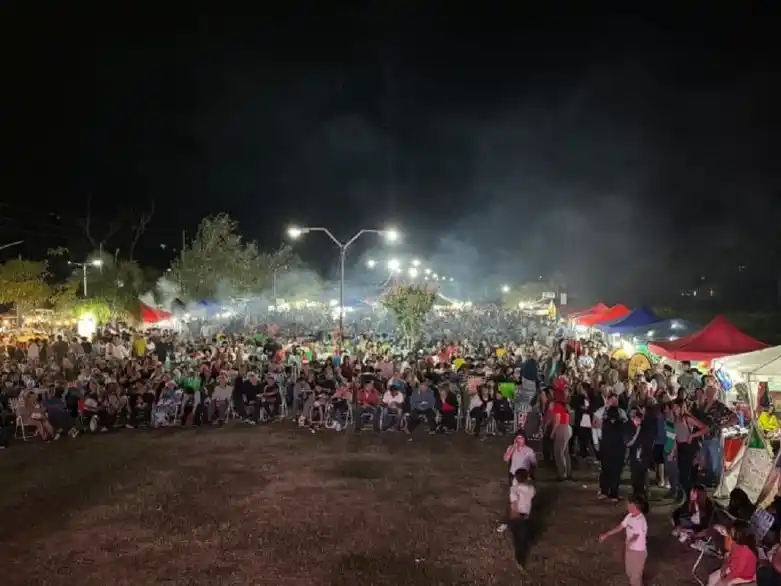 La 47ª edición de "Carbó Canta" superó todas las expectativas con la asistencia de 10 mil personas