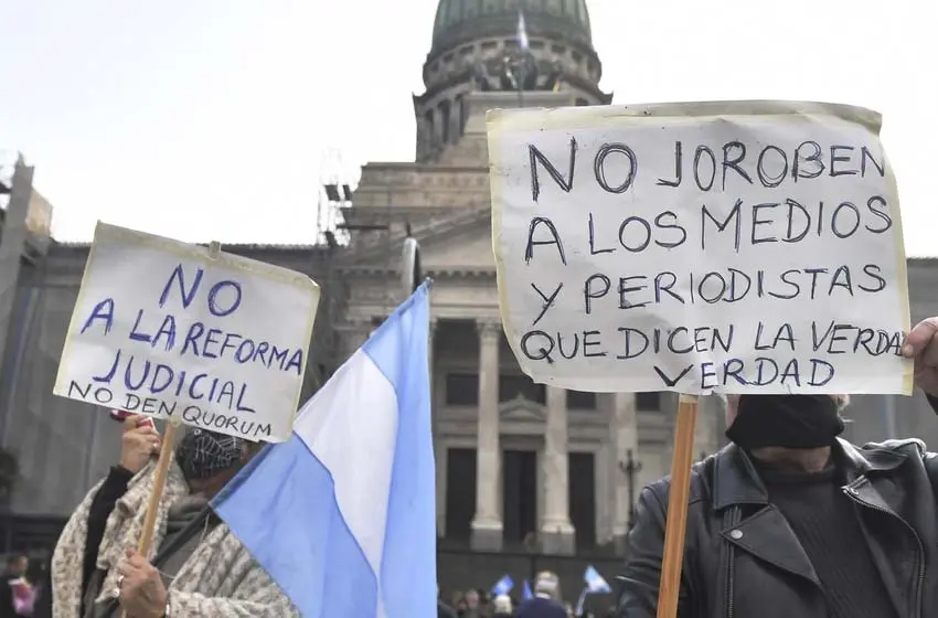 Protestas frente al Congreso Nacional en contra de la reforma judicial