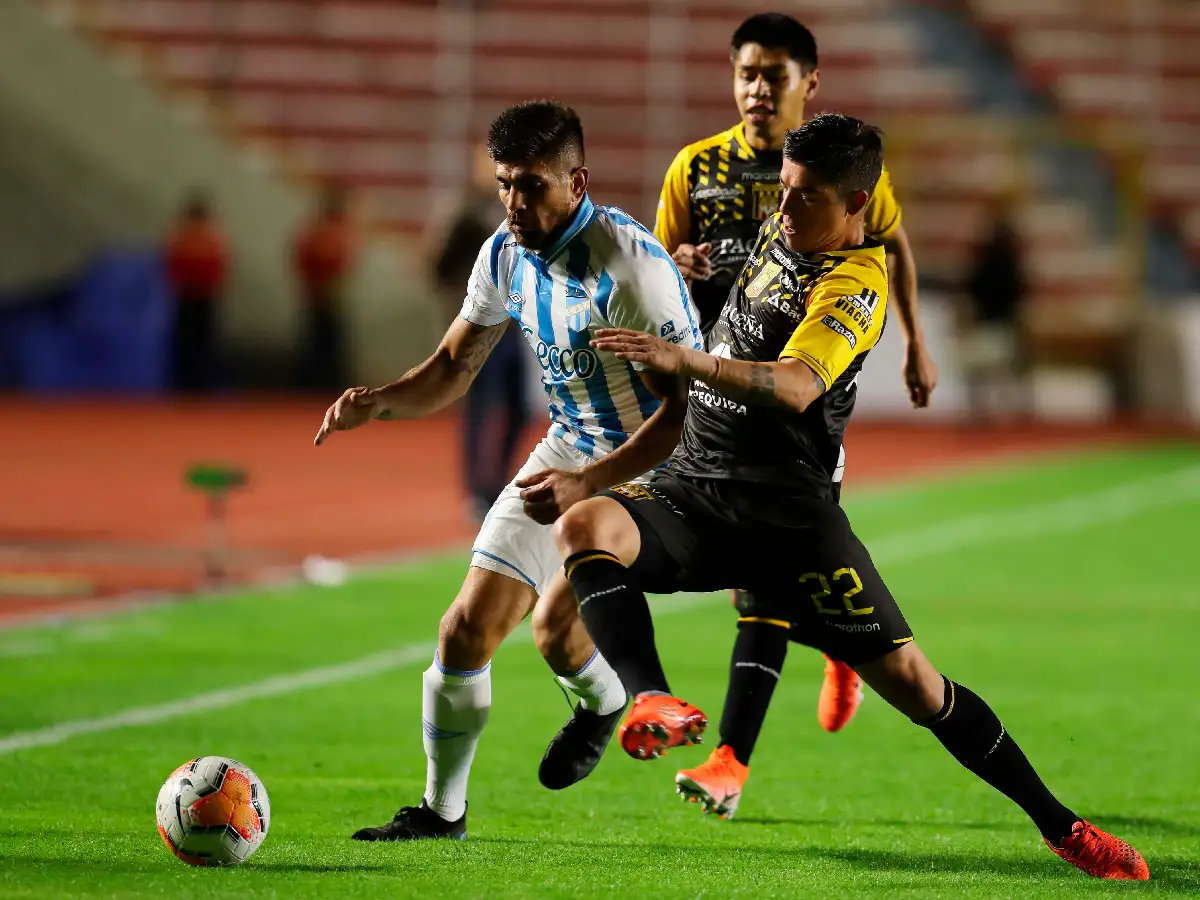 Atlético Tucumán cayó en la altura de La Paz