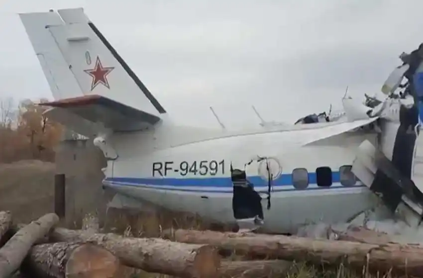 Fallecieron 15 personas tras un accidente aéreo en Rusia
