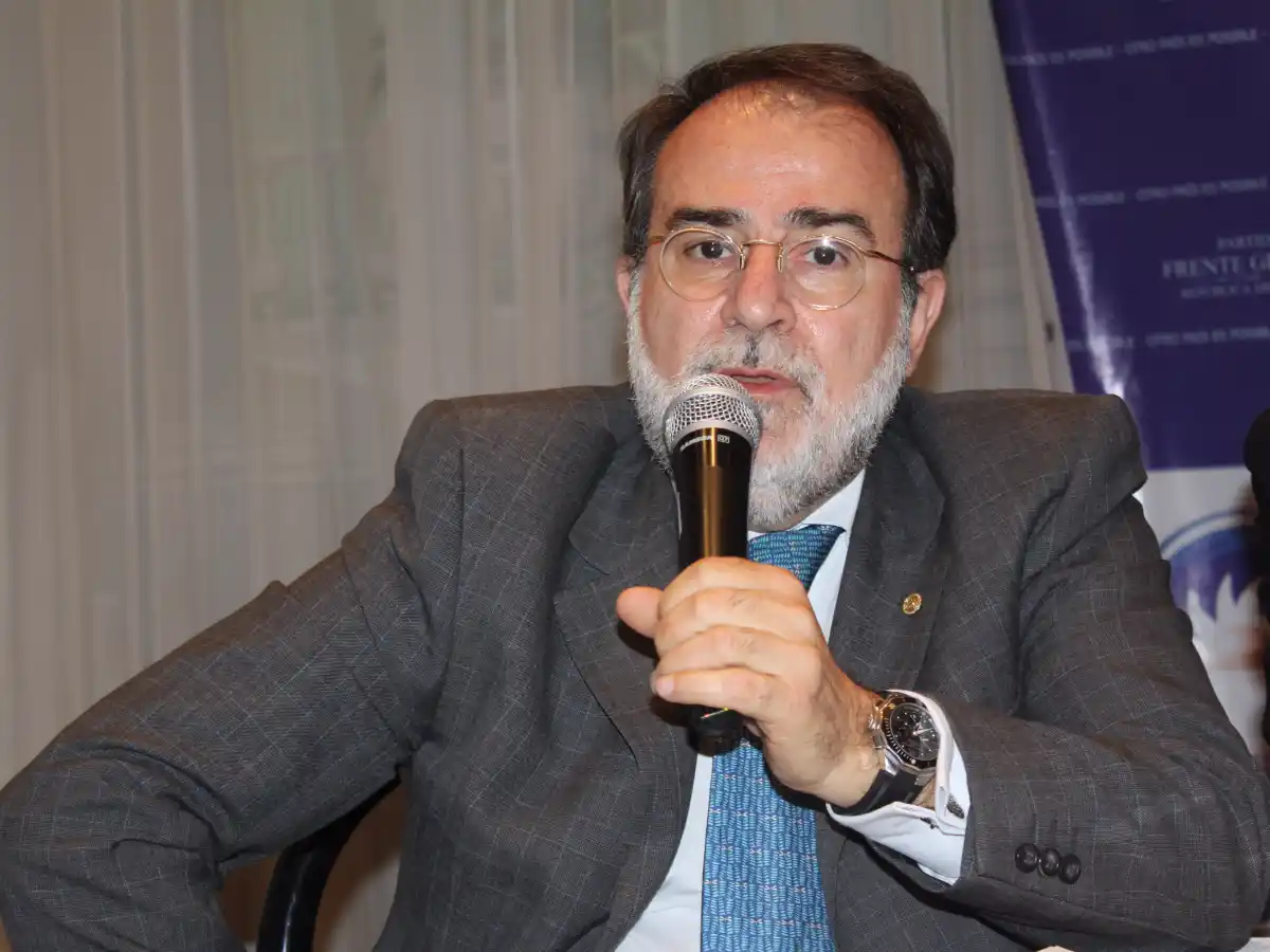 Afirman que la fuga de divisas alcanzó U$S 20 mil millones 