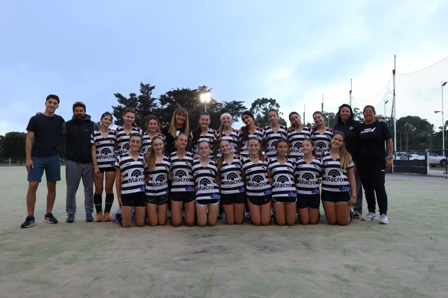 El equipo Sub-14 de Sporting que competirá.