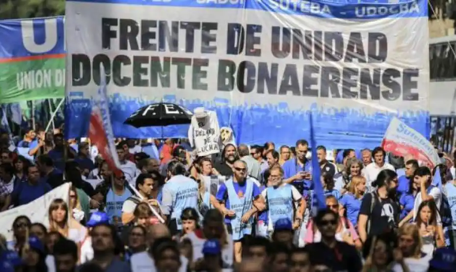 El massismo quiere la creación de un organismo independiente que intervenga en los conflictos docentes