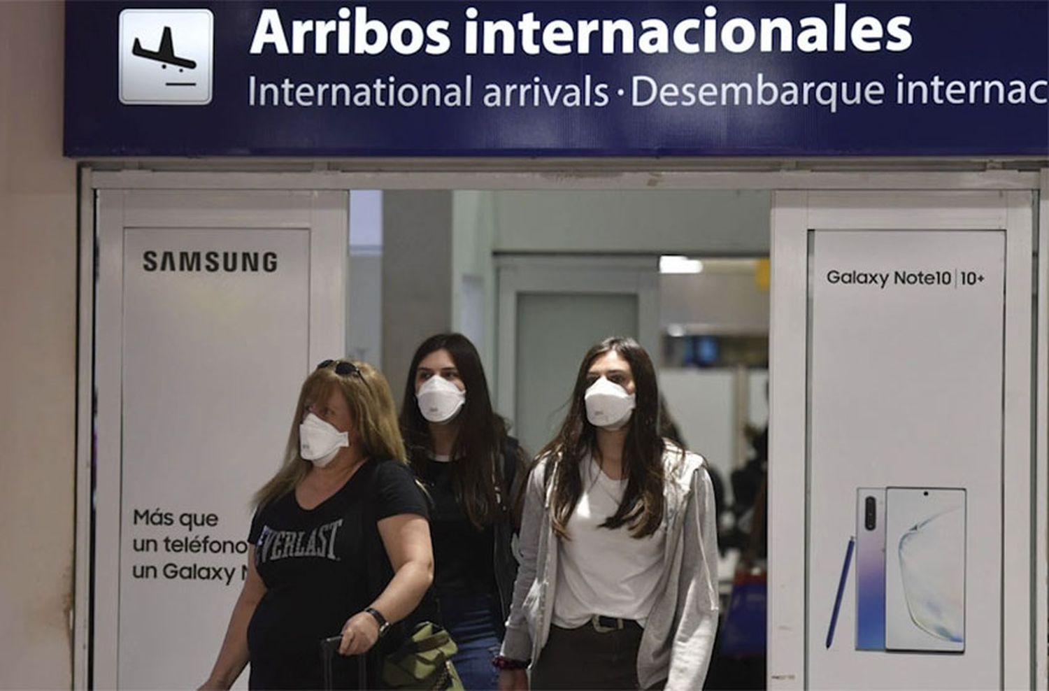 Podio de denuncias: permisos para circular, precios excesivos y ciudadanos varados