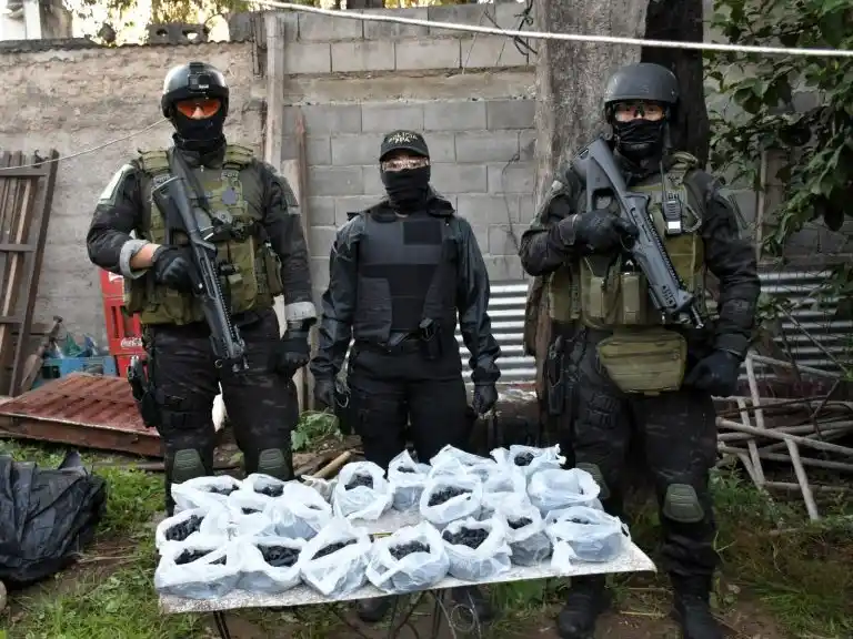 Megaoperativos antidroga en Córdoba: 11 detenidos y millonario secuestro de estupefacientes - 8