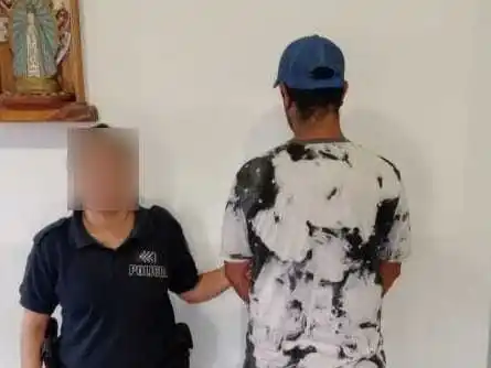 La policía detuvo a un hombre acusado de robo agravado