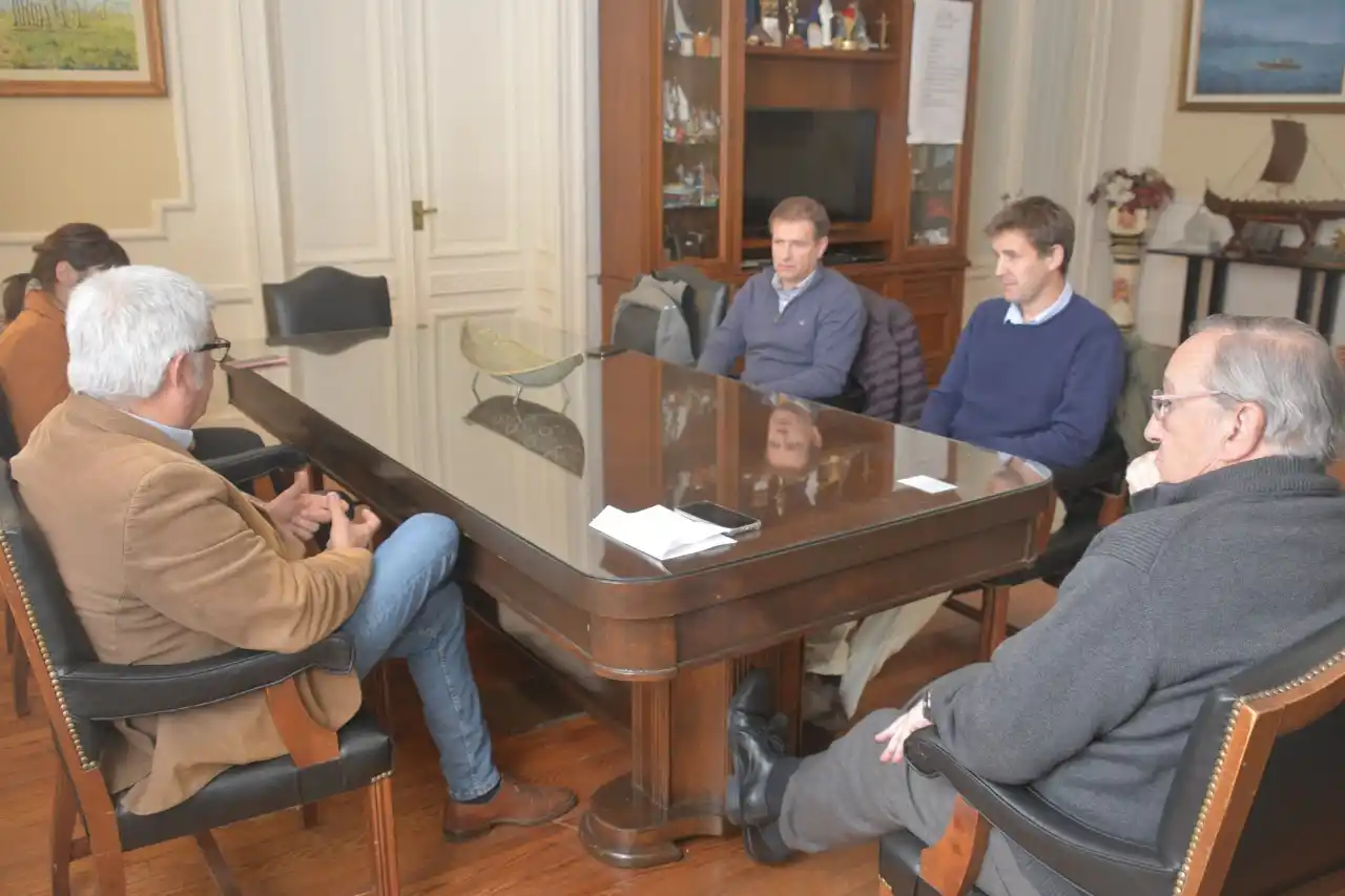 Lunghi se reunió con representantes de Mercado Libre