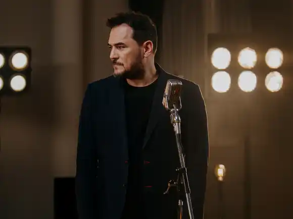 Ismael Serrano llega a Mar del Plata en un concierto acústico