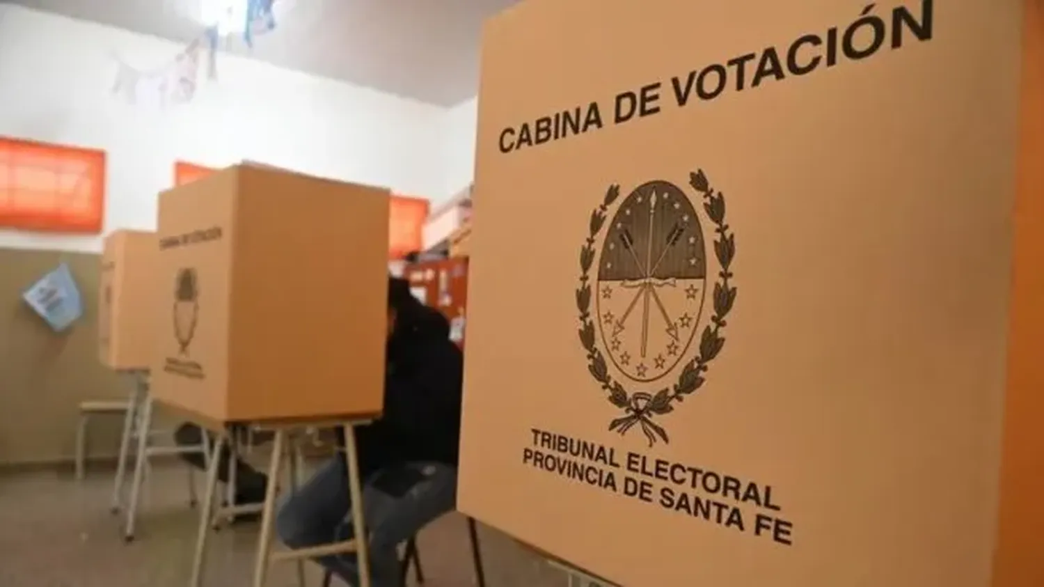 En los próximos comicios se elegirán 19 intendentes, además de concejales y autoridades comunales. Las elecciones serán de 8 a 18 con el sistema de Boleta Única.