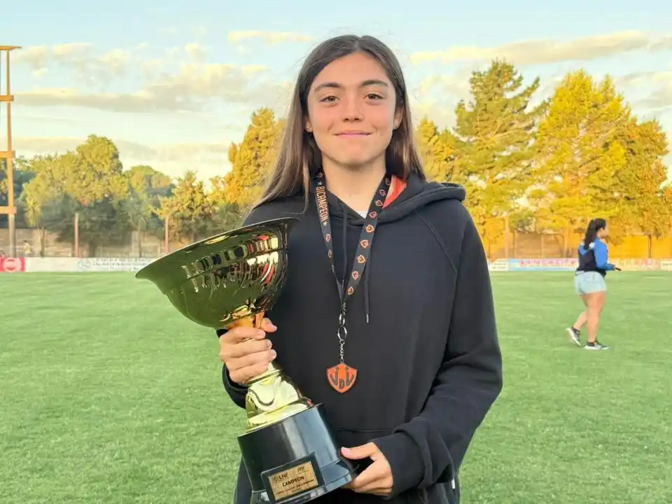 Clara Gabino, una de las necochenses que jugará en Huracán