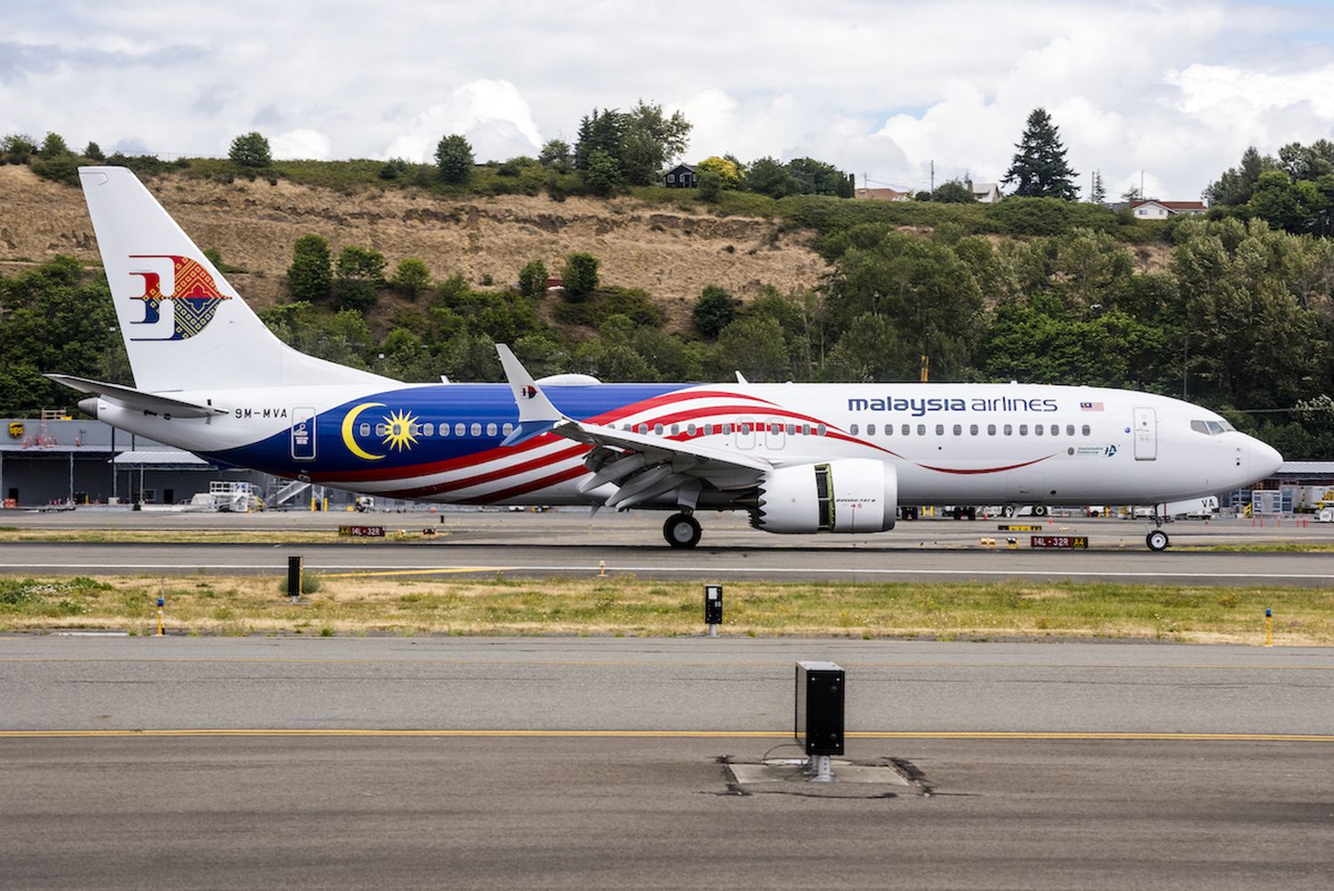 Malaysia Airlines presenta nuevo livery en su primer Boeing 737 MAX