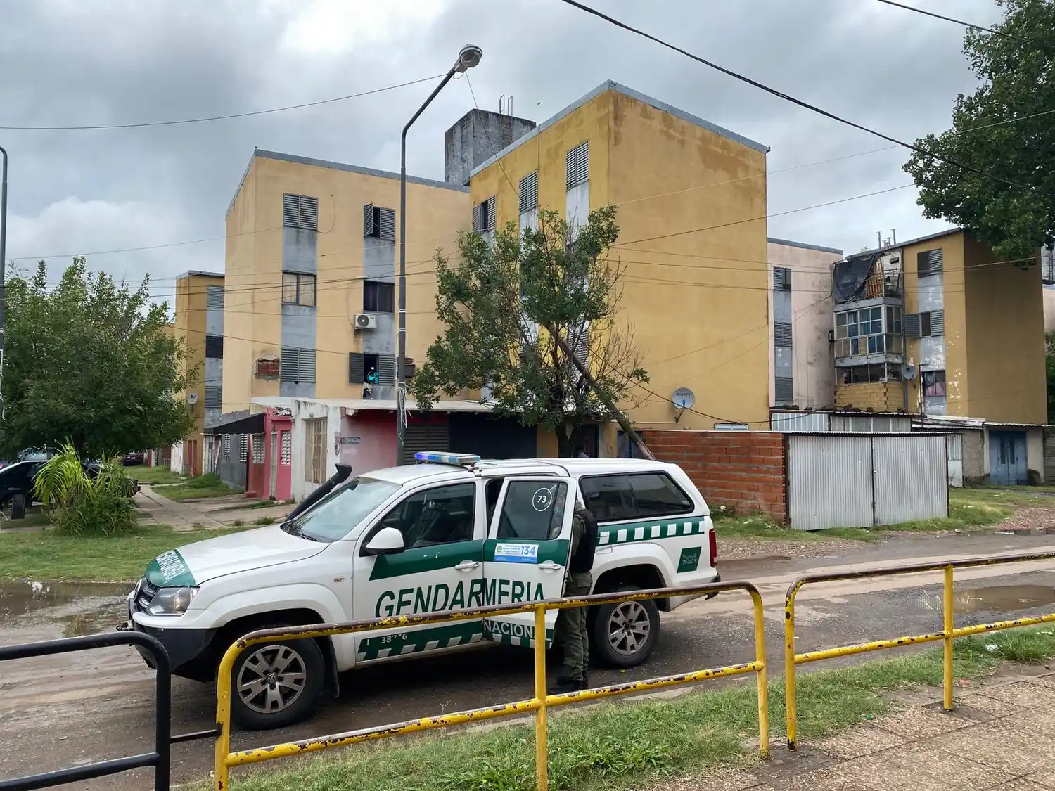 Asesinaron a una mujer embarazada e hirieron a una nena