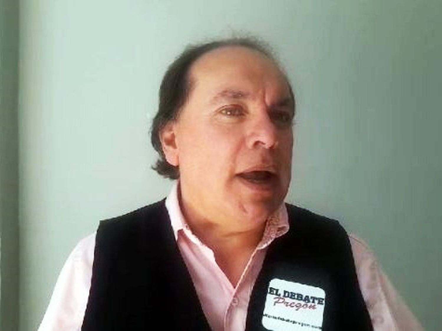 Carlos Cáceres.