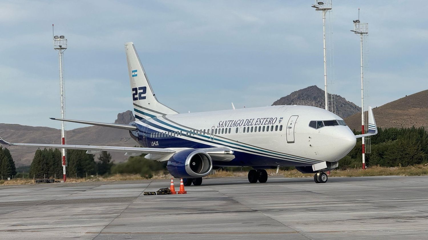 Balance del Boeing 737 Fireliner de Santiago del Estero tras combatir al fuego en Neuquén