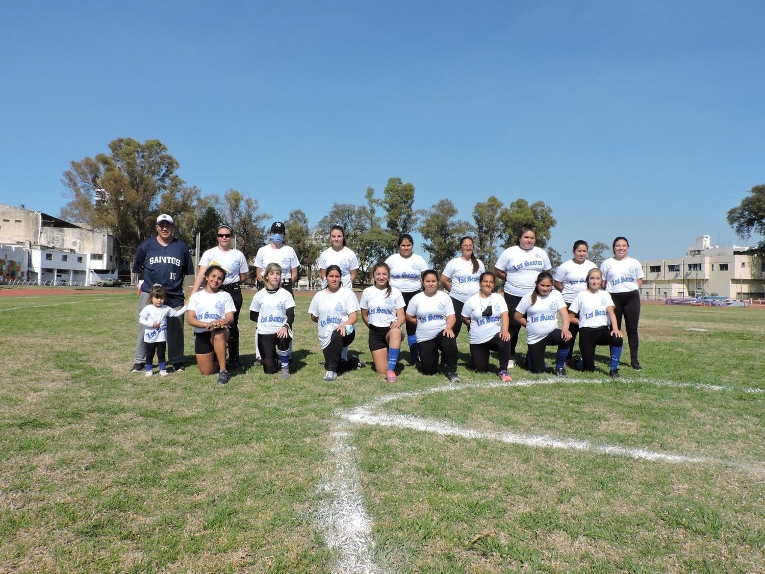 Prosigue la Liga Municipal de Sóftbol este fin de semana